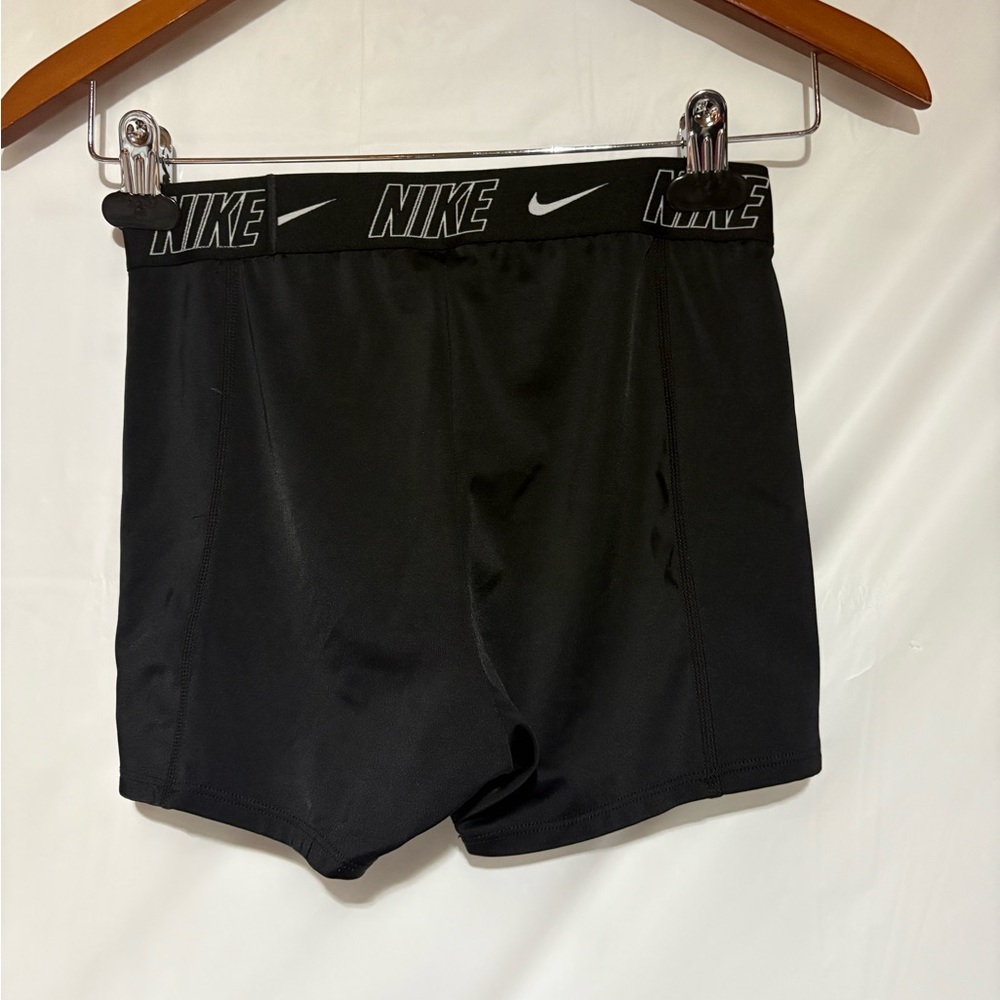 Nike Black Performance Athletic Shorts - Picture 4 of 6